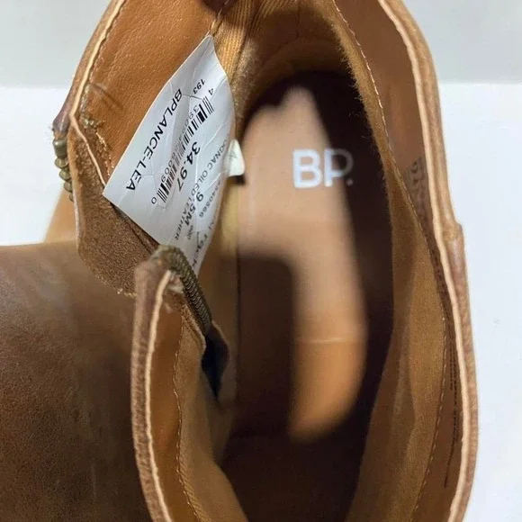 BP. brown leather ankle boots with side zipper women Size US 9.5. SKU690 - Picture 5 of 8
